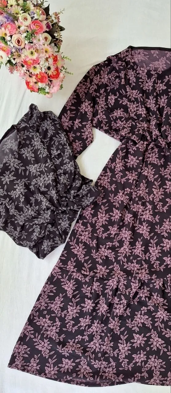 پیراهن زنانه گلدار کرپ نخ عروسکی